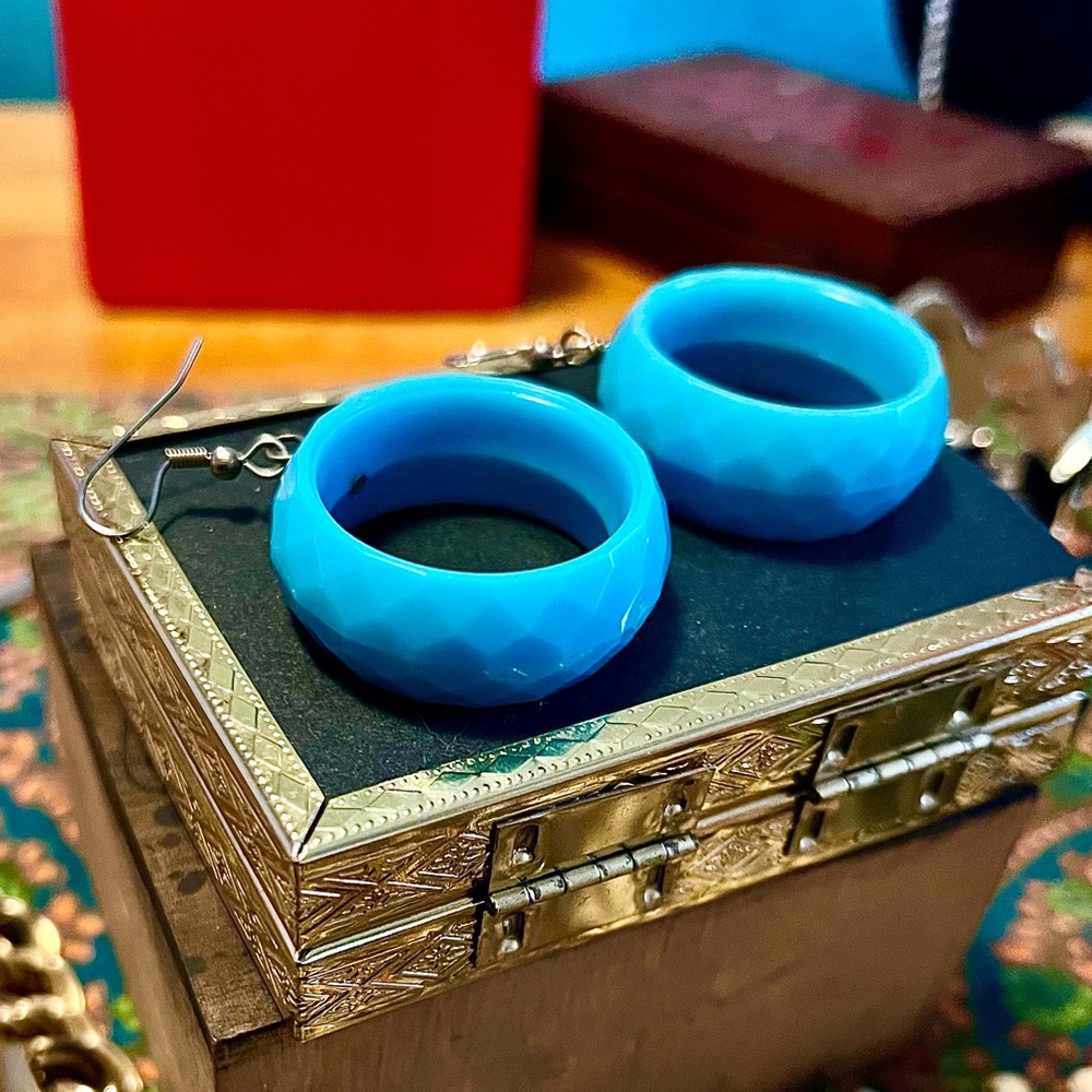 Vintage 80s Faceted Hoop Earrings